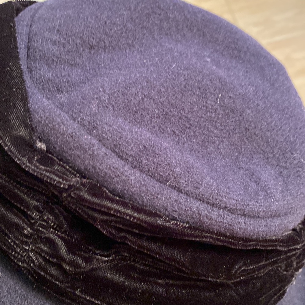 Navy wool hat - Picture 3 of 3